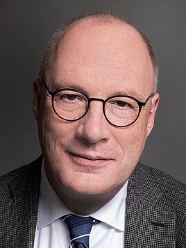 Portrait von Prof. Dr. Dr. Christoph Markschies